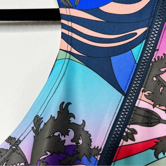 New with tag Nike Women’s Icon Clash Body Suit Size XS NWT - Picture 8 of 16